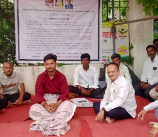 दौंड तालुक्यातील सोनवडी गावातील रस्ता कामांमध्ये भ्रष्टाचार…. दोषींवर कारवाई न झाल्याने सामाजिक कार्यकर्त्याचे तहसील कार्यालयासमोर आमरण उपोषण सुरू